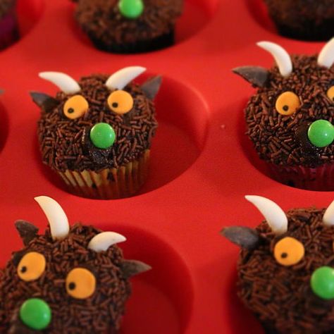 Gruffalo cupcakes! "His eyes were orange ..." | Taking these… | Flickr Gruffalo Party, Cake Templates, The Gruffalo, Childrens Birthday Cakes, Baking With Kids, Birthday Food, Halloween Cupcakes, Fun Cupcakes, Irish Cream