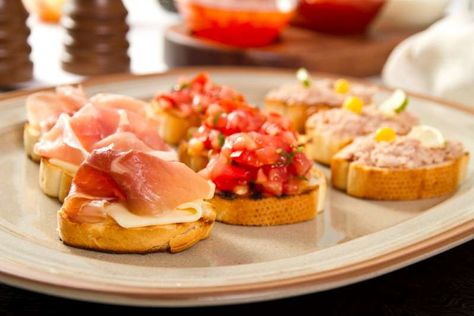 Toast Aperitif, Parma, Brie, Finger Foods, Mashed Potatoes, Healthy Eating, Ethnic Recipes, Canapés