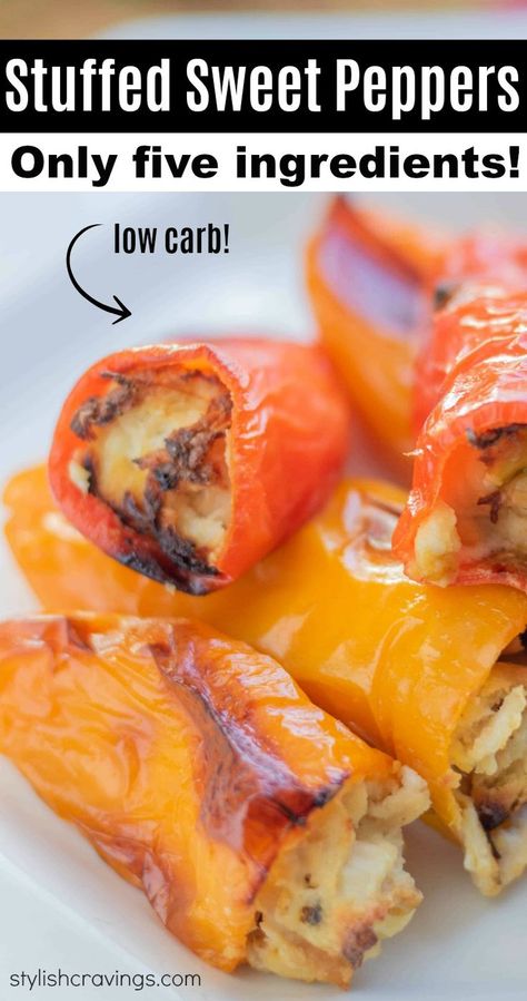 Mini Sweet Pepper Recipes, Stylish Cravings, Low Carb Appetizer, Sweet Pepper Recipes, Baking Powder Uses, Chicken Stuffed, Green Chiles, Sweet Peppers, Low Carb Appetizers