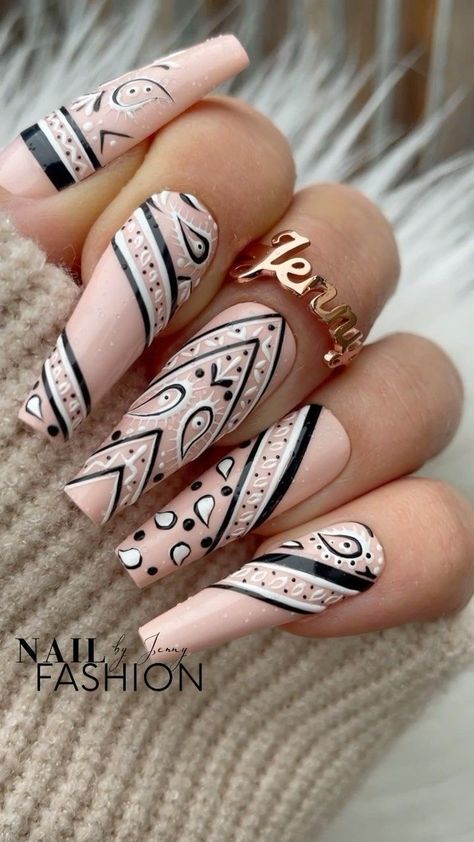 Bandana Nails, Luxury Nails, Coffin Nails Designs, Cute Nail Designs, Fancy Nails, Dope Nails, Doja Cat, Best Acrylic Nails, Long Acrylic Nails