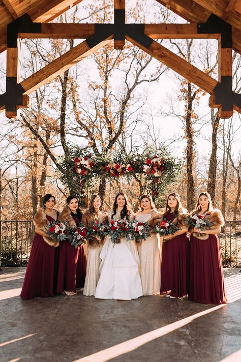 Christmas Wedding Rustic, Christmas Wedding Alter, December Wedding Dress The Bride, Rustic Christmas Wedding Ideas, Crimson Wedding Theme, Christmas Wedding Arch, December Wedding Decorations, December Wedding Dress, Christmas Barn Wedding