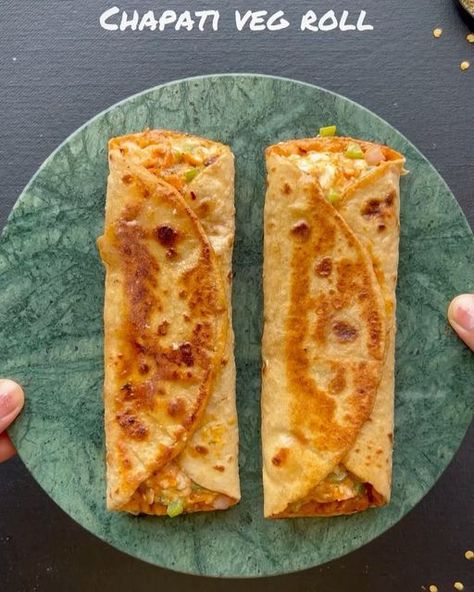 Chapati Rolls Recipe, Leftover Chapati Recipe, Veg Roll Recipe, Chapati Roll, Veg Wraps, Veg Roll, Chapati Recipe, Cheese Roll Recipe, Chapati Recipes