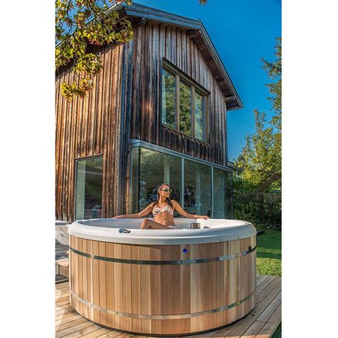 Modern Hot Tubs, Round Hot Tub, Hot Tub Designs, Cedar Hot Tub, Diy Hot Tub, Hot Tub Deck, Hot Tub Backyard, Hot Tub Garden, Spa Sauna