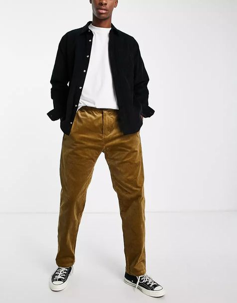 Courderoy Pants Outfits Male, Brown Courdory Pants Outfit Y2k, Brown Courdory Pants Outfit Men, Corderoy Outfits Aesthetic Men, Brown Corduroy Pants Outfit Men, Plus Men Outfits, Mens Corduroy Pants Outfit, How To Style Corduroy Pants, Light Brown Pants Outfit