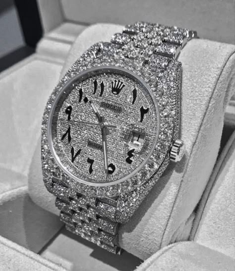 Diamond Watches Women, Rolex Diamond, Rapper Jewelry, Rolex Watches Women, Fancy Watches, Diamond Watches For Men, Rolex Watches For Men, Expensive Jewelry Luxury, Expensive Watches