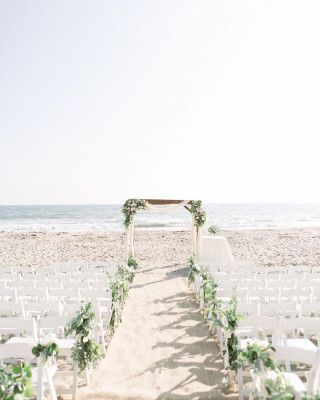 Santa Barbara Wedding Venue, Beach Wedding White, Beach Wedding Centerpieces, Dream Beach Wedding, Beach Wedding Hair, Wedding Venues Beach, Wedding Beach Ceremony, Beach Ceremony, Wedding Set Up