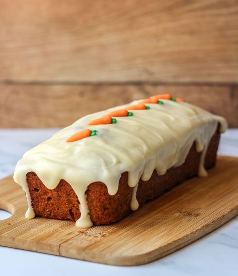 Carrot Loaf Cake Carrot Pound Cake, Carrot Cake Loaf Recipe, Chocolate Carrot Cake, Carrot Loaf, Carrot Cake Loaf, Carrot Cake Recipe Easy, Cake Loaf, Easy Carrot Cake, Mini Torte