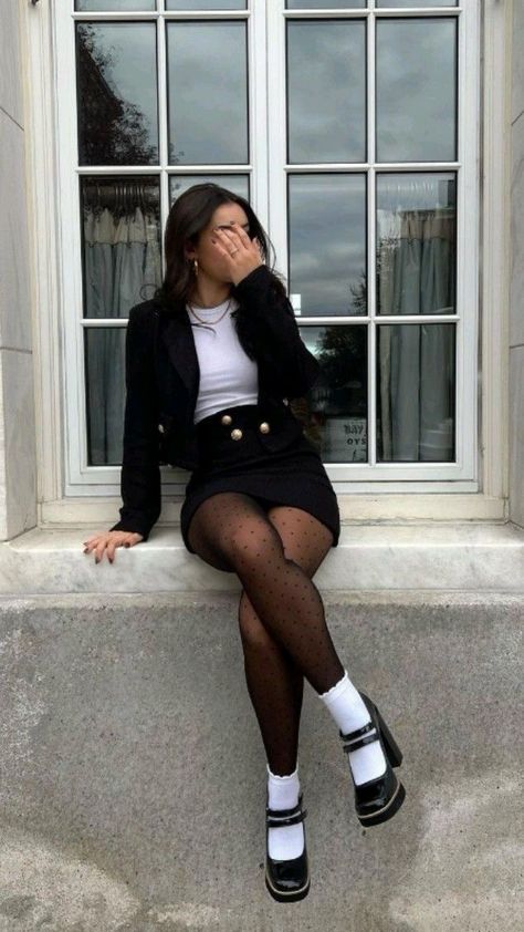 Italy Outfits, Cute Simple Outfits, Outfit Inspo Fall, Girly Outfits, Lookbook Outfits, Preppy Outfits, Outfits Casuales, Cute Casual Outfits, Cute Fashion