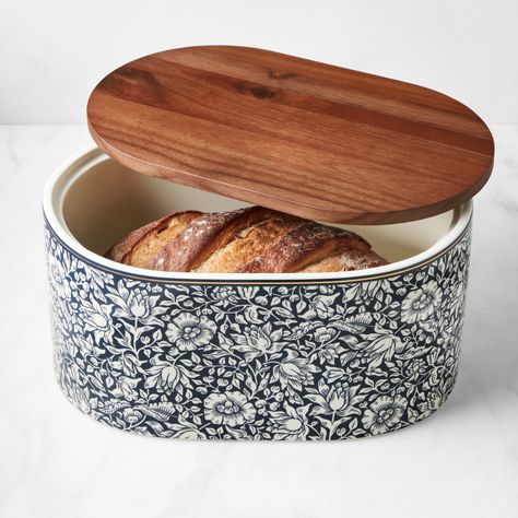 Bread Boxes On Counter, Cottagecore Products, Bread Design, Cottagecore Life, Bbq Hacks, Clever Gadgets, Easy Pasta Dishes, Bread Storage, Sourdough Baking