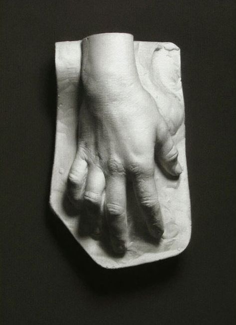 Why you should do Cast Drawings - Dorian Iten Plaster Hands, Ancient Greek Sculpture, Anatomy Sculpture, Plaster Cast, Academic Art, Greek Sculpture, Hand Reference, Still Life Drawing, Happy Drawing