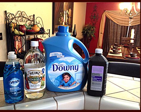 DIY Carpet cleaner for a machine. 1 gallon hot water 1/2 cup peroxide 4 Tbsp white vinegar 4 Tbsp Dawn dish soap, 1/2 cap fabric softener  (I used Downey) Stir slowly then add to machine as directed by manufacture. (I used a Bissell ProHeat Machine) Works amazing! I recommend this natural Carpet Cleaner #Spotless #CleanCarpetAlways #NaturalCleaning Diy Upholstery Cleaner, Carpet Cleaner Solution, Cup Diy, Carpet Cleaner Homemade, Diy Carpet Cleaner, Carpet Cleaning Solution, Natural Carpet, Carpet Cleaning Machines, Carpet Cleaning Hacks