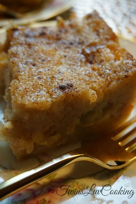 Bread Pudding With Fruit, Fruit Bread Pudding, Pudding With Fruit, Apple Bread Pudding Recipe, Recipes With Fruit Cocktail, Fruit Cocktail Cake, Breakfast Casserole Recipes, Bread Pudding With Apples, Recipes Fruit