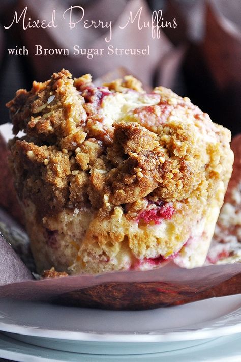 Triple Berry Muffins, Berry Muffin Recipe, Mixed Berry Muffins, Tin Recipes, Brown Sugar Recipes, Healthy Breakfast Muffins, Streusel Muffins, Berry Muffins, Healthy Muffin Recipes