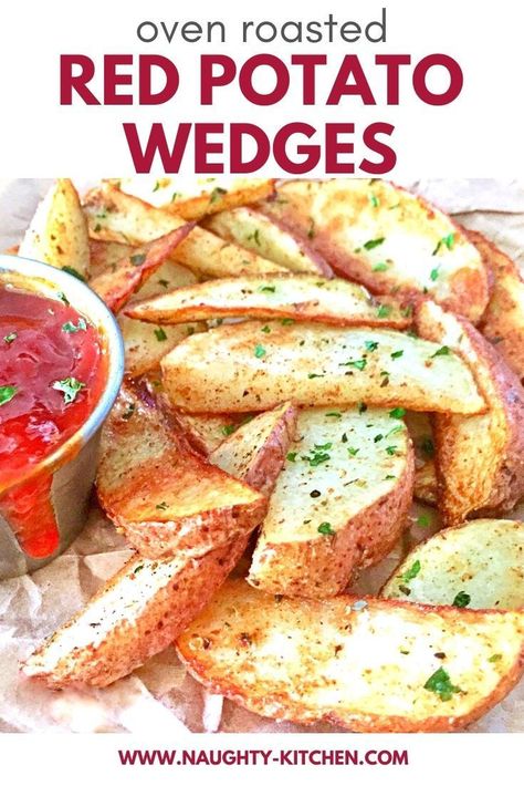 These red potato wedges are easy to make and quick to bake. They're the perfect healthy snack if you love fries! #naughtykitchen #potatowedgeseasy #easybakedwedges #organic Potatoe Receipe, Red Potato Wedges, Potato Wedges Fried, Fried Red Potatoes, Baked Red Potatoes, Oven Roasted Red Potatoes, Fried Potatoes Recipe, Red Bliss Potatoes, Red Potato Recipes