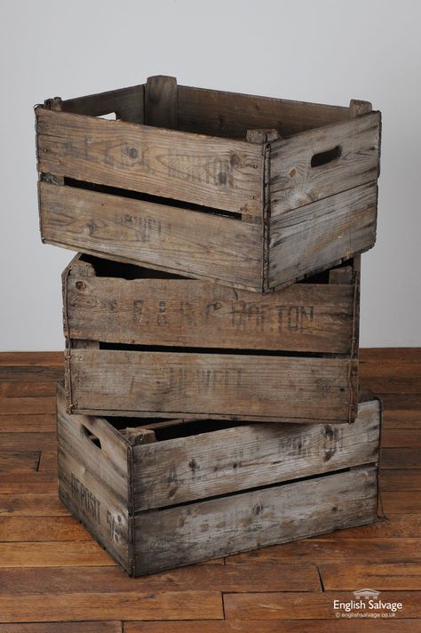 Fruit Crates, Vintage Wood Crates, Old Wooden Crates, Upcycle Design, Vintage Wooden Crates, Beer Crate, Old Wooden Boxes, Pallet Crates, Old Crates