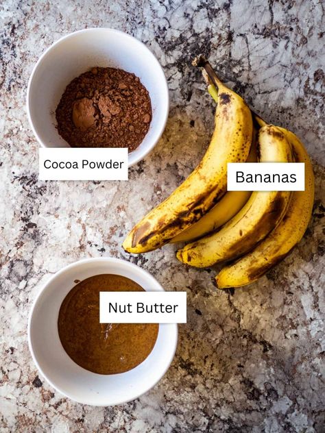 Chocolate Banana Brownies, 3 Ingredient Brownies, Chocolate Hummus, 3 Ingredient Desserts, Banana Brownies, Chocolate Granola, Banana Dessert, Peanut Butter Brownies, Banana Nut