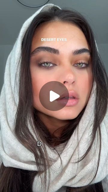 Giorgina Juanita, Eye Tint, Round Face Men, Eyes Tutorial, Pie Easy, Latest Makeup Trends, Easy Bake, Smokey Eye Tutorial, Brushes Makeup