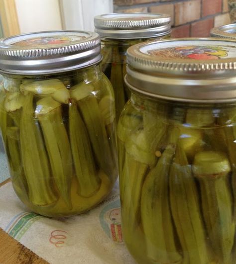 canning pickled okra ball blue book Canning Pickled Okra, Pickled Okra Recipe, Pickled Okra Recipes, Creole Spice, Okra Recipe, Easy Canning, Pickled Okra, Canning Vegetables, Okra Recipes