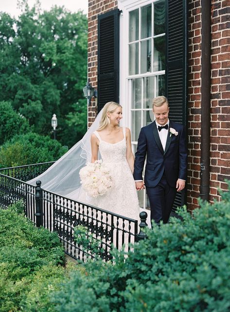 A Colorful Charlottesville Wedding at Farmington Country Club | Glint Events - First look, traditional wedding, lace wedding dress. Wedding photography of outdoor wedding inspiration for brides, tent weddings, summer weddings, mother of the bride, bridesmaids and groomsmen, summer wedding inspiration. Country club weddings in Richmond, VA. Glint Events: Wedding and Event Planning in Central Virginia, Charlottesville and Washington DC | David Abel Photography, Farmington Country Club Cake Meadow, Wedding Country Club, Tent Weddings, Pastel Cake, Candlelit Wedding, Groom Style Wedding, Honeymoon Registry, Wedding Appetizers, Charlottesville Wedding