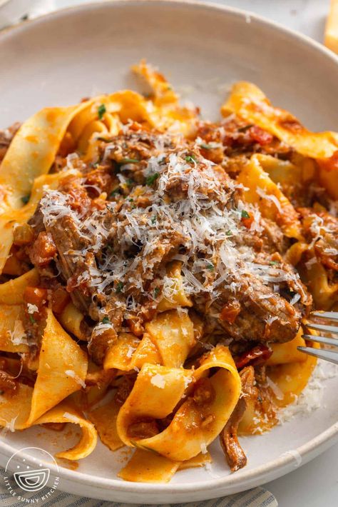 Beef short ribs are slowly simmered all day to create this amazing Short Rib Beef Ragu. Serve with pappardelle for the ultimate Italian comfort food. Beef Ragout, Pappardelle Recipe, Dinner Party Dishes, Beef Ragu, Ragu Recipe, Short Rib, Slow Cooked Beef, Beef Short Ribs, Bbc Good Food Recipes