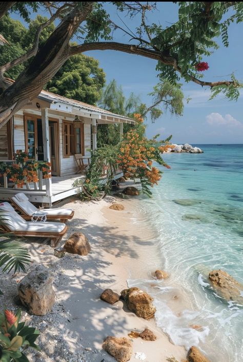 House By The Lake, Junk Chic Cottage, Small Beach Houses, Beautiful Small Homes, Ocean Tropical, Dream Life House, House By The Sea, Lake Cabins, Beach House Design