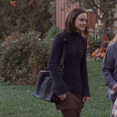 Rory Gilmore Style, Gilmore Girls Fashion, Estilo Rory Gilmore, Gilmore Girls Outfits, Gilmore Girls Fan, Campus Outfit, Autumn Fits, Cold Outfits, Rory Gilmore