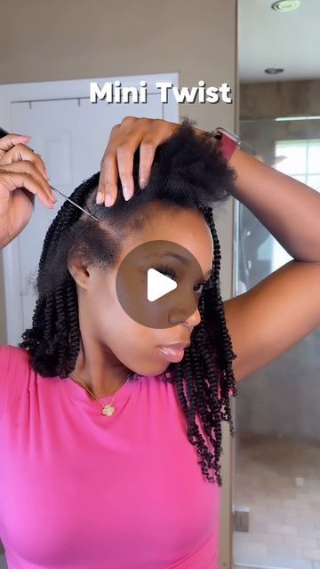 Veronica💜 on Instagram: "Mini twist ✨" Self Hair Braids Tutorials, Style Short Mini Twist Natural Hair, Short Twist Extensions, Styling Marley Twist Hairstyles, Easy Twist Braids Hairstyles, Rubber Band Twist Natural Hair, How To Style My Mini Twist, Honey Blonde Mini Twists, Braids For Nurses