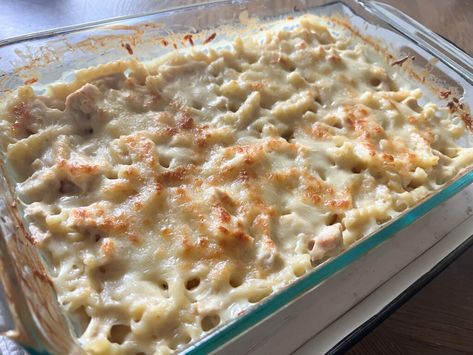 Easy Alfredo Casserole, Chicken Fettuccine Alfredo For A Large Crowd, Make Ahead Alfredo Pasta Bake, Sausage Alfredo Pasta Bake, Oven Chicken Alfredo Pasta, Fettucini Alfredo Casserole Recipe, Fettuccini Alfredo Bake, Chicken Alfredo Dump And Bake, Canned Chicken Alfredo Recipes