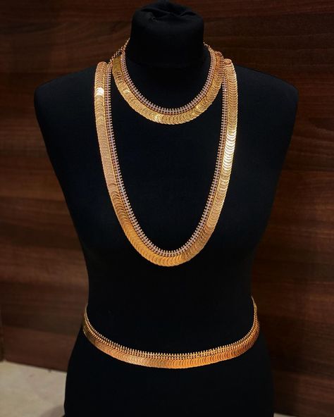 Coin Jewellery, Bridal Jewellery Set, Wedding Jewelry Sets Bridal Jewellery, Neck Pieces Jewelry, Gold Bridal Necklace, Indian Bridal Jewelry Sets, Beautiful Gold Necklaces, Gold Necklace Indian Bridal Jewelry, Gold Bridal Jewellery Sets