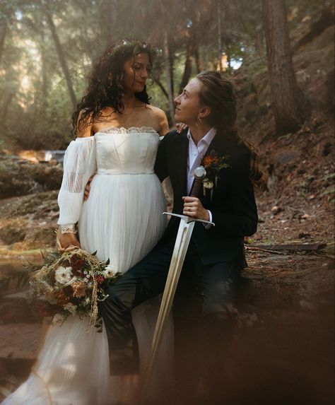 Lesbian Viking Wedding, Eclectic Wedding Photography, Lesbian Boho Wedding, Lesbian Forest Elopement, Wlw Wedding Dresses, Lesbian Halloween Wedding, Queer Forest Wedding, Witchy Lesbian Wedding, Wedding Ideas Lesbian Couple