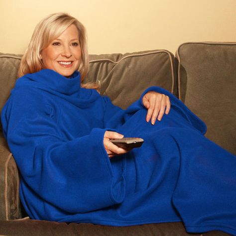 just follow the pdf instructions on the site and make your own-super easy with sewing machine! Snuggie Blanket, Teal Throw Blanket, Blanket With Sleeves, Snuggle Blanket, Blanket Diy, Comfort Blanket, Sofa Blanket, Soft Corals, Blue Blanket