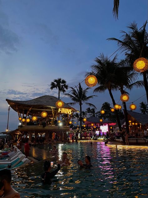 Bali Beach Club Aesthetic, Bali Holiday Aesthetic, Bali Summer Aesthetic, Finns Beach Club Bali Outfit, Bali Vision Board, Bali Astethic, Bali Travel Aesthetic, Bali At Night, Bali Beach Aesthetic