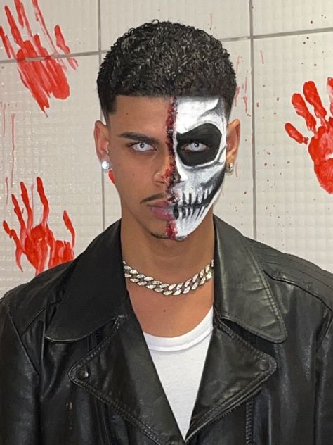 Halloween Makeup Ideas For Boys, Halloween Make Up Men, Halloween Makeup Looks For Men, Halloween Makeup Boys, Halloween Makeup Men, Halloween Makeup For Men, Guys Halloween Makeup, Boy Halloween Makeup, Scary Face Paint