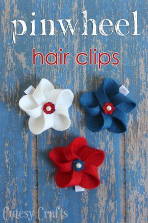 Felt 4th of July Hair Clips 4th Of July Hair, Felt Hair Bows, Felt Hair Accessories, Hair Accessories Diy, Felt Flowers Diy, Kids Hair Bows, Felt Hair Clips, Hair Clips Diy, Bows Diy Ribbon