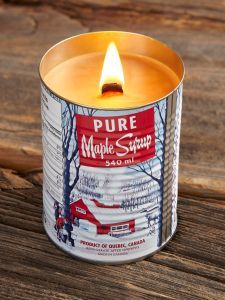 Maple Candle In a Maple Syrup Can Mason Jar Candles, Homemade Candles, Pure Maple Syrup, Wooden Wick, Wood Candles, Tin Candles, Diy Candles, Candle Wax, Maple Syrup