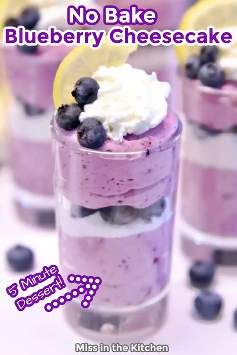 Dessert With Blueberries, Blueberry Cheesecake Recipe, No Bake Blueberry Cheesecake, Cheesecake Trifle, Dessert Cups Recipes, Cheesecake Parfaits, Canned Blueberries, Mini Dessert Cups, Blueberry Pie Filling