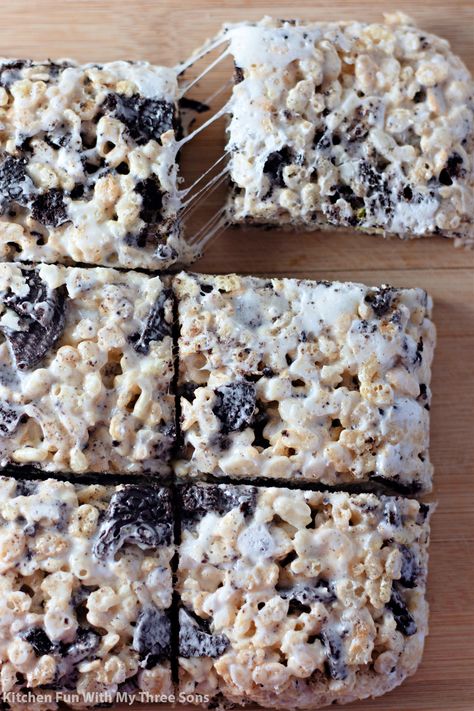 Essen, Chocolate Covered Rice Crispy Treats, Oreo Rice Crispy Treats, Oreo Rice Krispies, Oreo Rice Krispie Treats, Homemade Rice Krispies, Oreo Rice, Homemade Rice Krispies Treats, Rice Crispy Treats Recipe