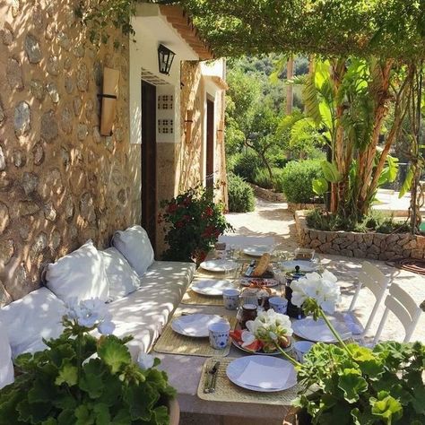 Italian Country, Italian Farmhouse, Italy House, Italy Home, Italian Aesthetic, Italian House, Italian Countryside, Italian Home, European House