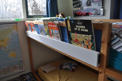 IKEA Hackers: High sleeper bookshelf (KURA+RIBBA) Add a ledge to the bunkbed so you can slip books in there. Ikea Loft, Kura Bed Hack, Ikea Picture Ledge, Ikea Loft Bed, House Kids Room, Beds Ideas, Ikea Kura Bed, High Sleeper, Kura Bed