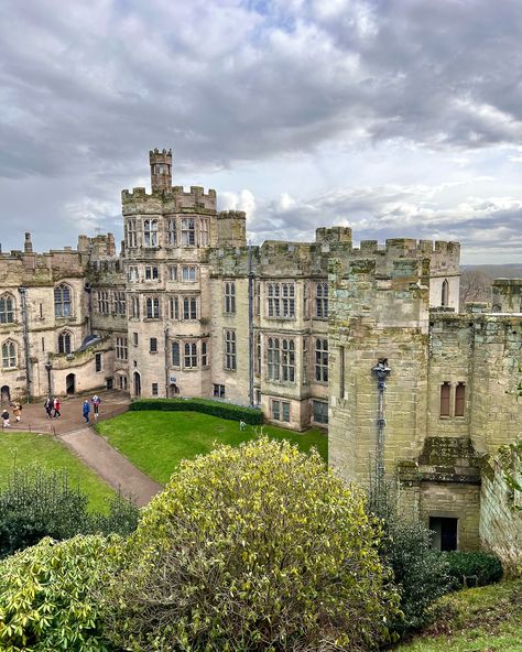 ‼️What to do and see in Warwick: 1. Warwick Castle. Warwick Castle is a medieval castle that was developed from a wooden fort, originally built by William the Conqueror during 1068. 2. Lord Leycester Hospital. Lord Leycester Hospital is located on High Street and is one of the best-preserved examples of medieval courtyard architecture in England. 3. St Mary’s Church. This stunning church was built almost 900 years ago. It was created by Roger de Beaumont, 2nd Earl of Warwick, in 1123. I... Medieval Courtyard, Courtyard Architecture, Wooden Fort, Warwick Castle, William The Conqueror, Medieval Castle, St Mary, Fort, Castle