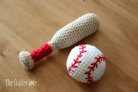 Crocheted Baseball Pattern, Baseball Coasters Crochet, Crochet Baseball Free Pattern, Crochet Baseball Bat Free Pattern, Crochet Softball Pattern, Sports Crochet Patterns, Crochet Stitch Markers Diy, Crochet Baseball Pattern, Crochet Baseball Bat