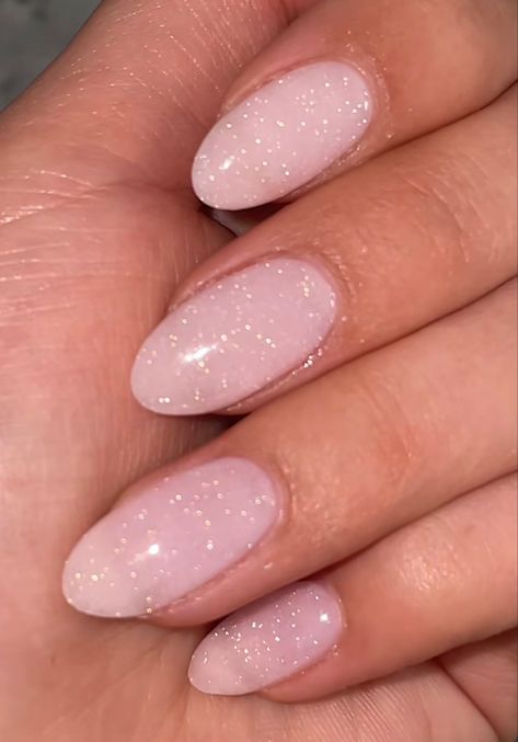 Sparkly Pink Nails, Simple Prom Nails, Pink Sparkle Nails, Pink Sparkly Nails, Blush Pink Nails, Pink Glitter Nails, White Glitter Nails, Woven Baskets, Nagel Inspo