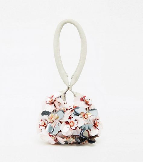 Embellished Bags, Flower Bag, Big Flowers, Fabric Bags, Beaded Bags, Cute Bags, Diy Bag, Beautiful Bags, Bago