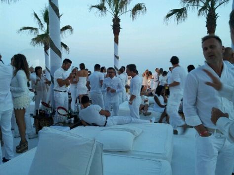 White Party Nikki Beach Marbella 2012! Marbella Party, Europe Party, Nikki Beach Marbella, Saint Tropez Beach, Grayson Manor, White Party Outfit, Nikki Beach, Host Dinner Party, California Vibe