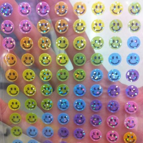 smiley's :) Smiley Face Stickers, Idle Game, Photographie Indie, Alluka Zoldyck, Kidcore Aesthetic, Mabel Pines, 2000s Nostalgia, Rainbow Aesthetic, Smiley Faces