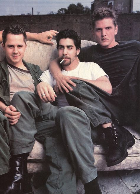 Barry Pepper , Adam Goldberg and Giovanni Ribisi ... stars in Saving Private… Giovanni Ribisi, Barry Pepper, Adam Goldberg, Saving Private Ryan, Band Of Brothers, Tv Actors, Tom Hanks, Clint Eastwood, Man Photo