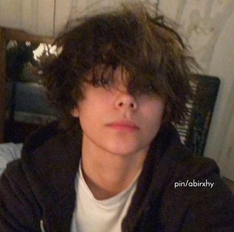 •𝐼𝑁𝑆𝑇𝐴𝐺𝑅𝐴𝑀 - @𝟒𝒙𝒂𝒃𝒊.𝒓𝒓 !! ❤️🌏 Messy Hair Boy, The Revenge, Hair Inspiration Short, Cute White Guys, Boys With Curly Hair, Fluffy Hair, Estilo Punk, Jairzinho