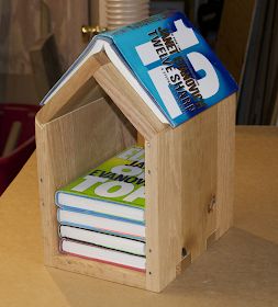 West Mitten Crafts: Book House Diy Nightstand Book Holder, Book Rest Diy, Mitten Crafts, Diy Wood Books, Diy Book Stand, Homemade Bookmark, Wooden Book Holder, Book Caddy, Crafts Book