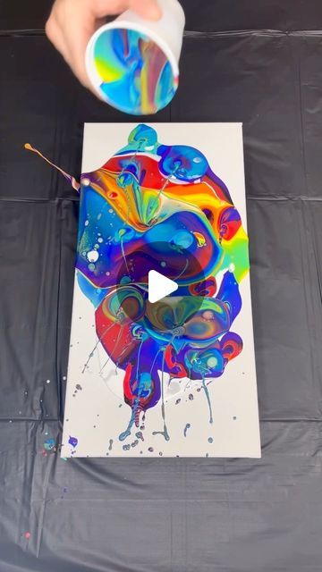 Drip Acrylic Painting, Drip Painting Ideas On Canvas, Paint Pour Ideas, Drip Painting Ideas, Paint Dripping Art, Acrylic Pouring Art Ideas, Acrylic Drip Painting, Acrylic Pour Painting Techniques, Freestyle Painting