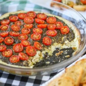 Caprese Dip - Smart School House Make Ahead Cold Appetizers, Caprese Dip, Dip Recipes Appetizers, Pesto Dip, Vegetable Dips, Tomato Dishes, Delicious Dips, Appetizers Finger Foods, Best Appetizer